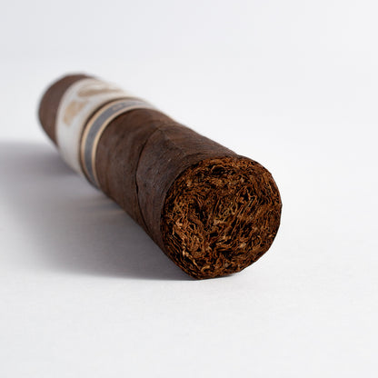 La Aurora - Cazadores Maduro Robusto