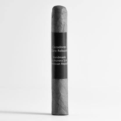 La Aurora - Cazadores Claro Robusto